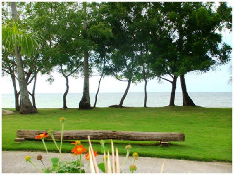 Durhan White Beach Resort Tabuelan Extérieur photo